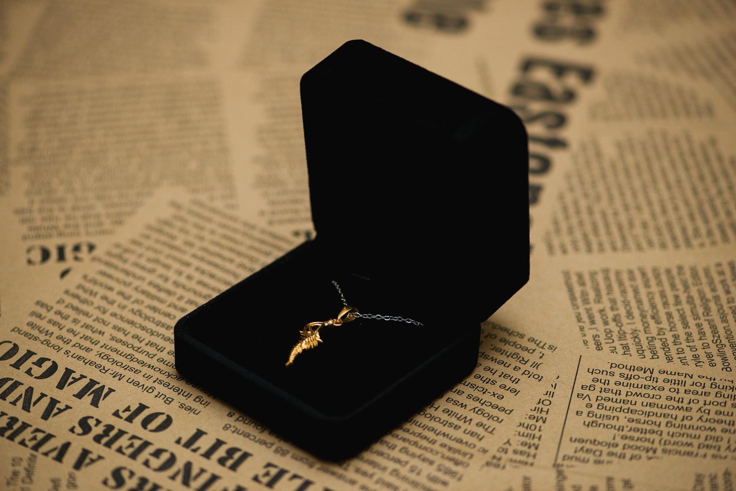 Dark Souls, Elden Ring Inspired Reduvia Dagger Silver Pendant - Gold Plated | Cursed Bloodblade Assassin Weapon Necklace Gamers & Collectors