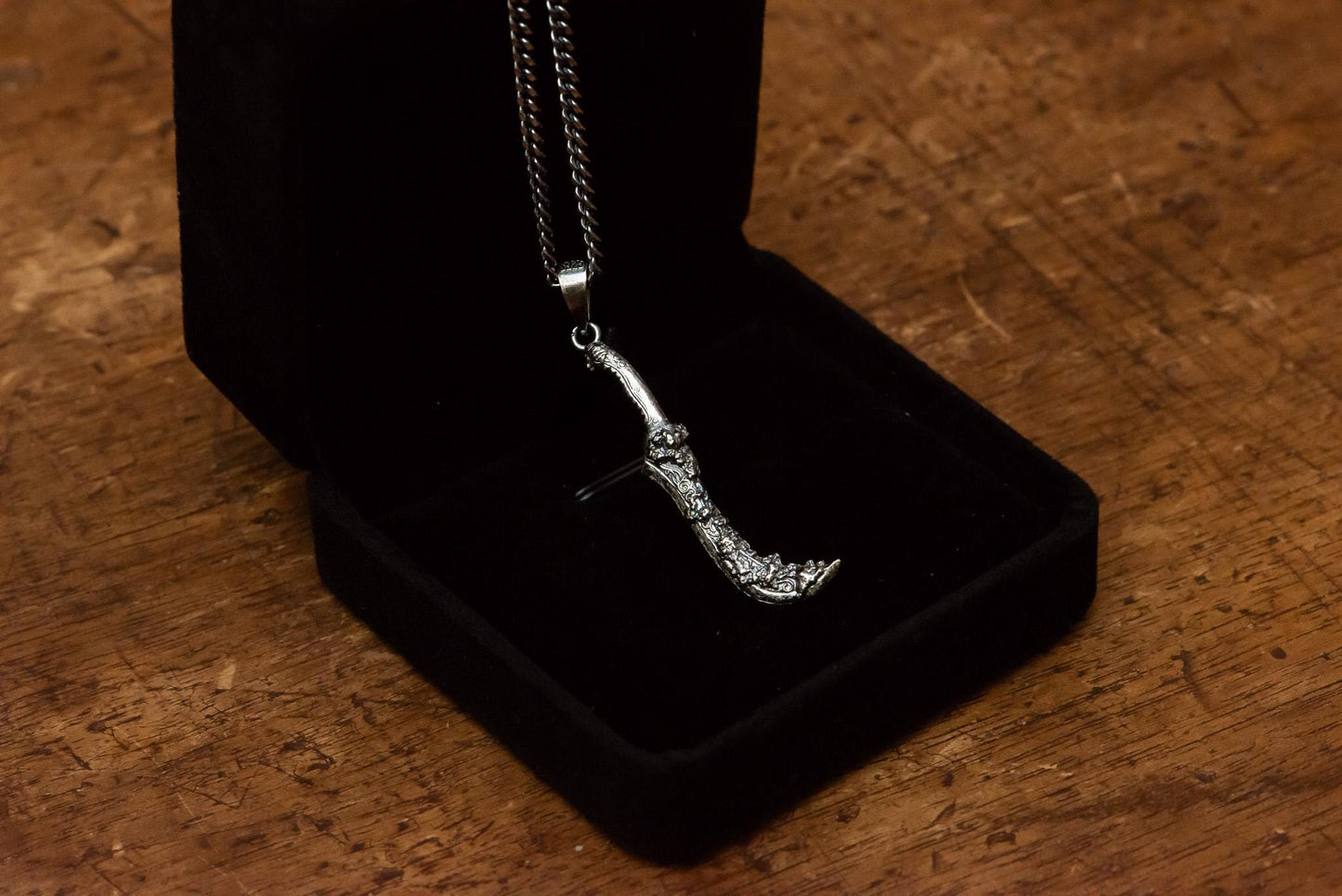 Harald Curved Greatsword S925 Oxidized Silver Necklace | Gothic Medieval Jewelry | Gift For Men Women