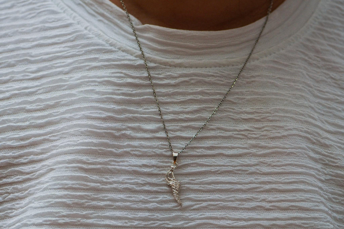 Reduvia Dagger Pendant S925 Sterling Silver Necklace for Men, Gothic Knife Jewelry, Handmade Silver Gift for Fans, Fantasy RPG Accessory