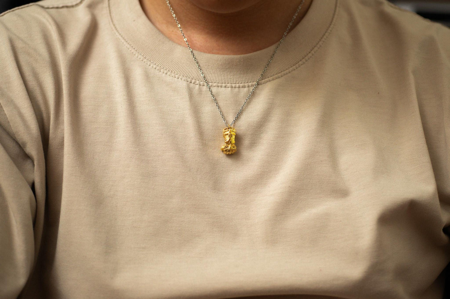 S925 Gold Plated Power Fist Pendant Necklace – Fantasy Gift for Him, Sterling Silver Armor Fist Jewelry, Handcrafted Gamer Pendant