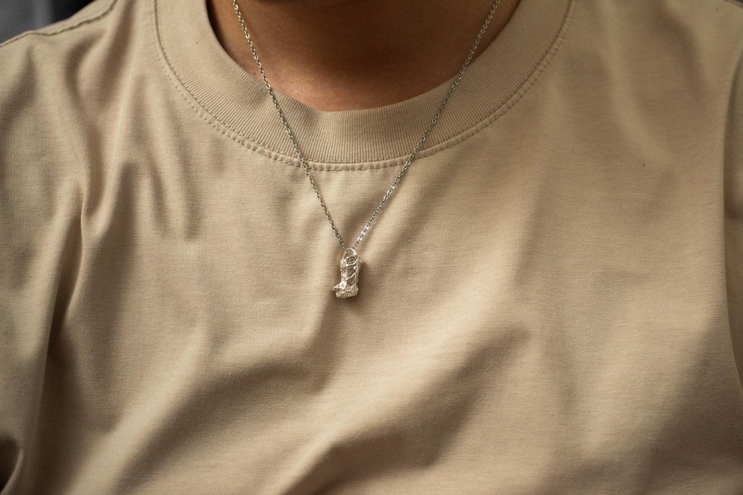 S925 Silver Gauntlet Pendant Necklace for Men – Fantasy Jewelry Gift, Armor Fist Charm, Handmade Sterling Silver Chain