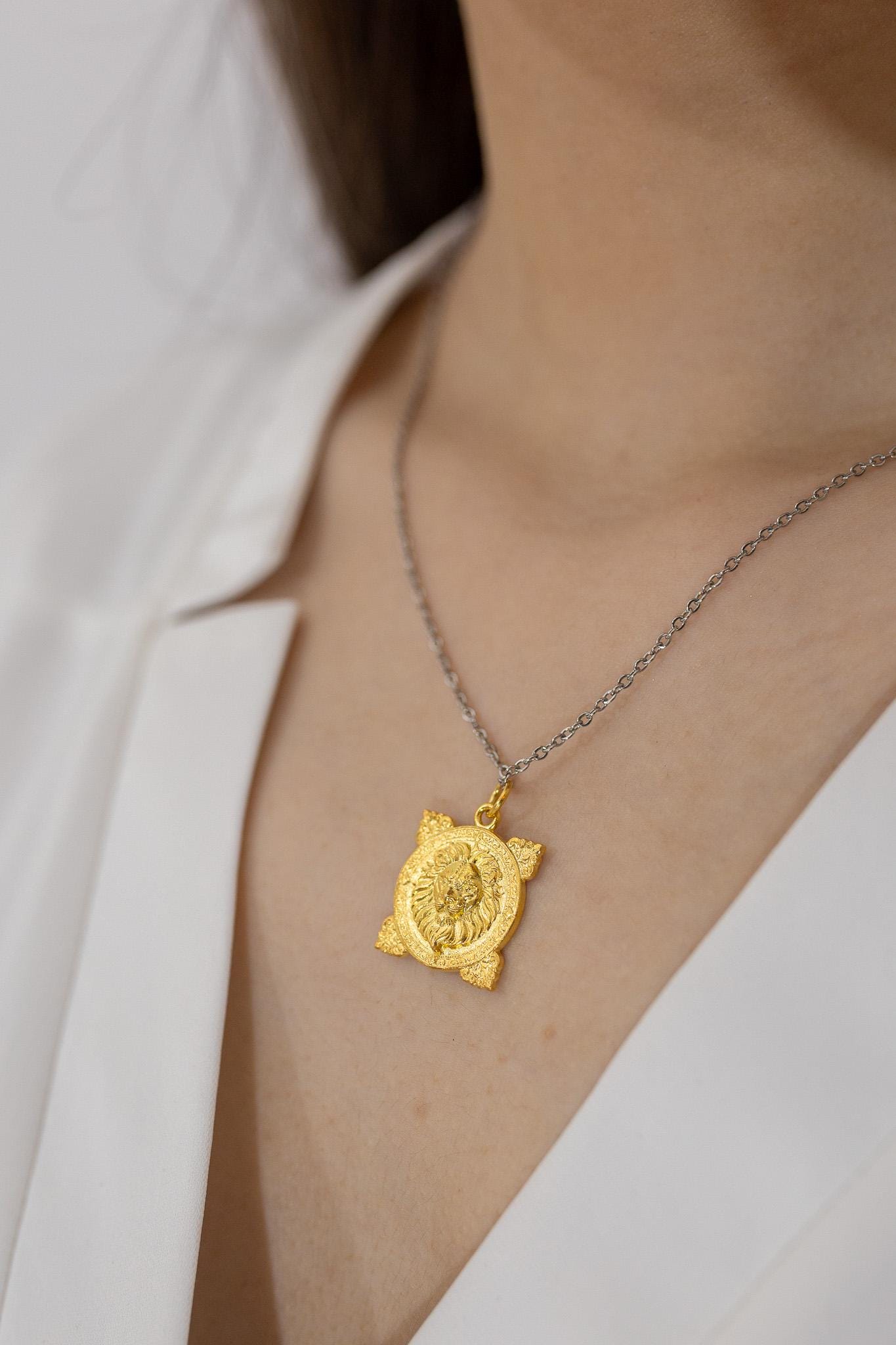 Gold Plated Leo Zodiac Pendant: S925 Silver Horoscope Necklace