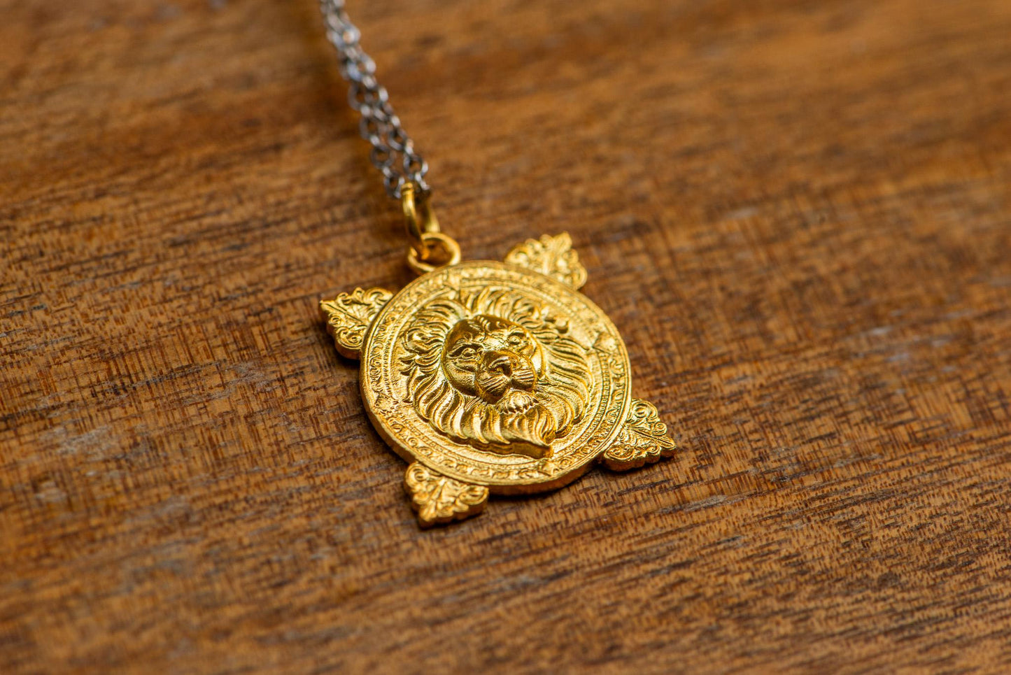 Gold Plated Leo Zodiac Pendant: S925 Silver Horoscope Necklace