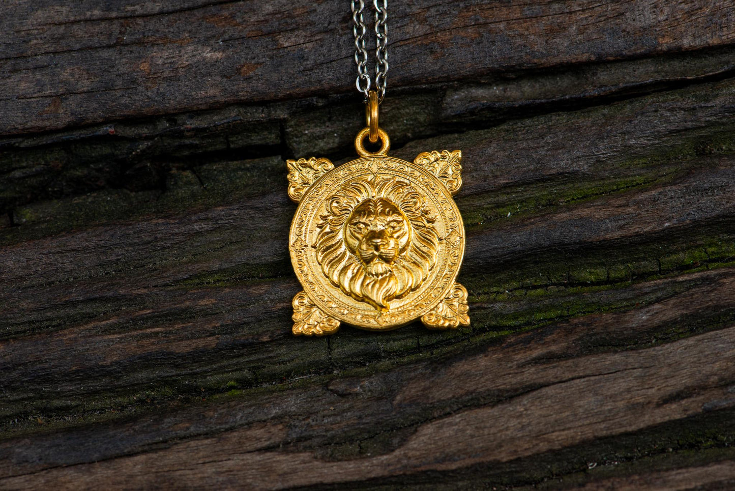 Gold Plated Leo Zodiac Pendant: S925 Silver Horoscope Necklace