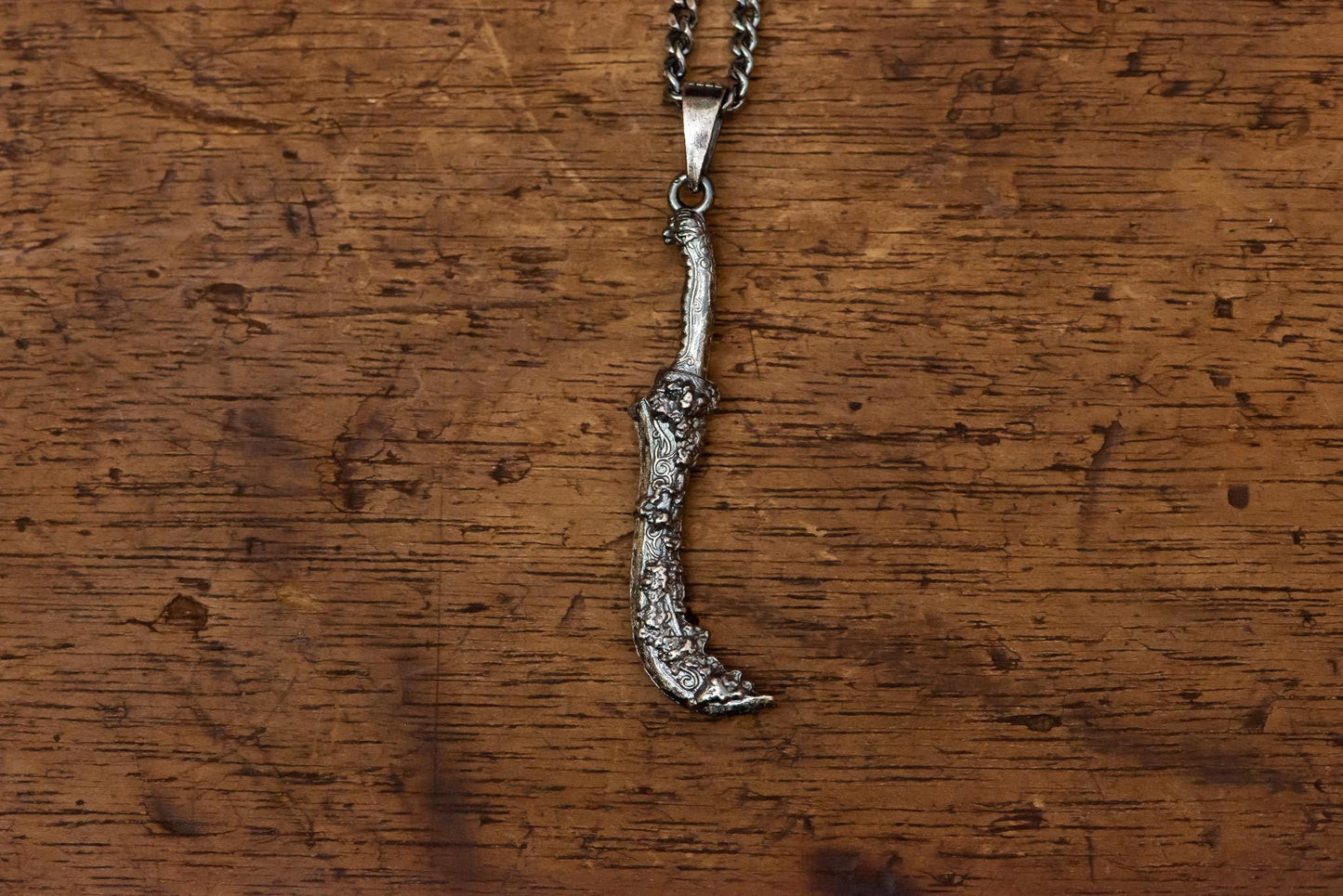 Harald Curved Greatsword S925 Oxidized Silver Necklace | Gothic Medieval Jewelry | Gift For Men Women