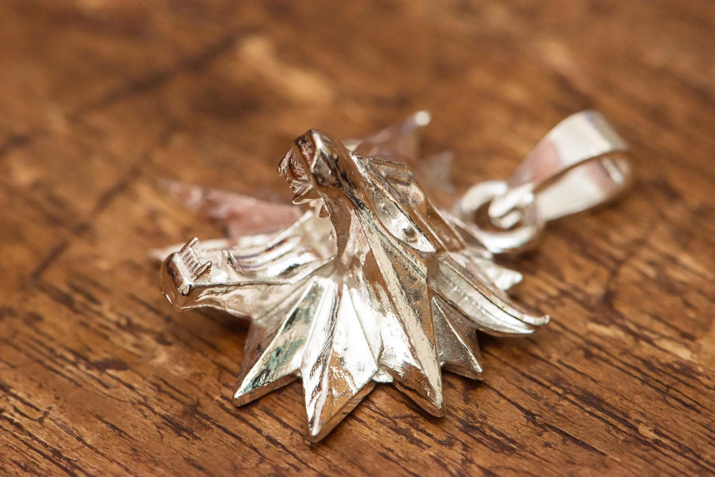 Oxidized Wolf Medallion Pendant, S925 Silver RPG Necklace for Men, Handmade Gothic Jewelry, Fantasy Gift, Medieval Style