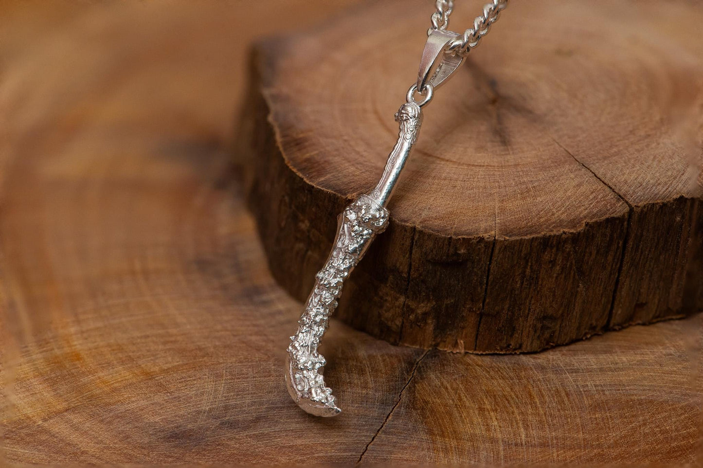 Harald Curved Greatsword Pendant S925 Sterling Silver Necklace Handmade Jewelry Gift for Men Women Gamer Cosplay