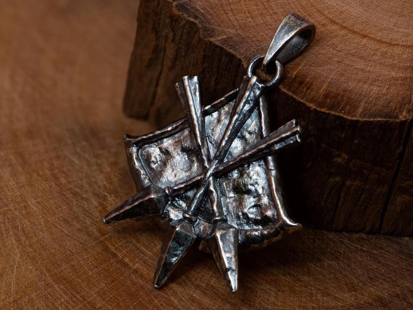 Dark Silver Arrow’s Sting Pendant Necklace S925, Oxidized RPG Jewelry for Men, Fantasy Game Talisman Handmade Gift, Elden Inspired Pendant