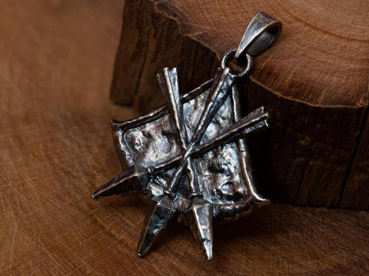 Dark Silver Arrow’s Sting Pendant Necklace S925, Oxidized RPG Jewelry for Men, Fantasy Game Talisman Handmade Gift, Elden Inspired Pendant