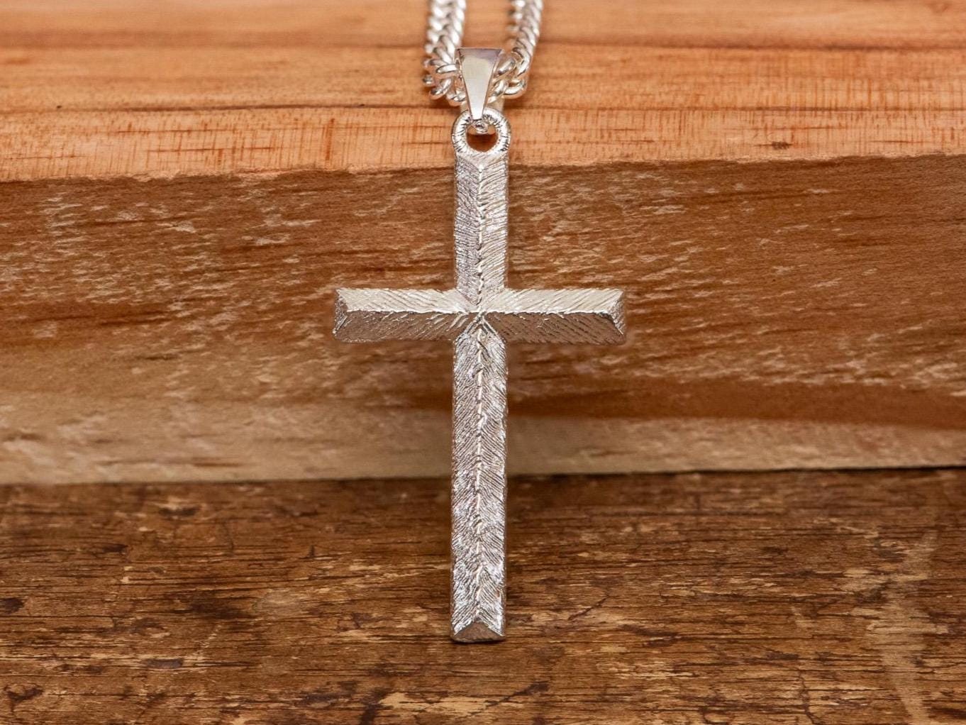 Engraved Cross Pendant Necklace S925 Sterling Silver Vintage Faith Jewelry for Men, Handcrafted Religious Gift