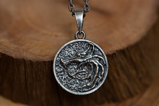Oxidized Round Wolf Pendant Necklace S925 Sterling Silver, Double-Faced Wolf Jewelry for Men, Handcrafted Fantasy Accessory
