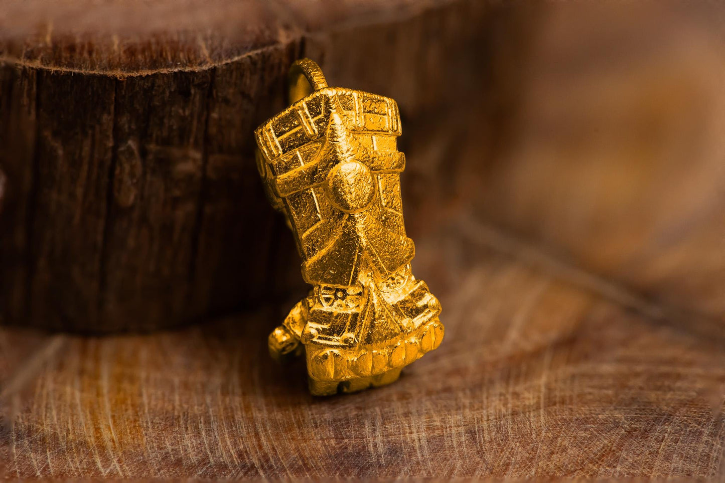 S925 Gold Plated Power Fist Pendant Necklace – Fantasy Gift for Him, Sterling Silver Armor Fist Jewelry, Handcrafted Gamer Pendant